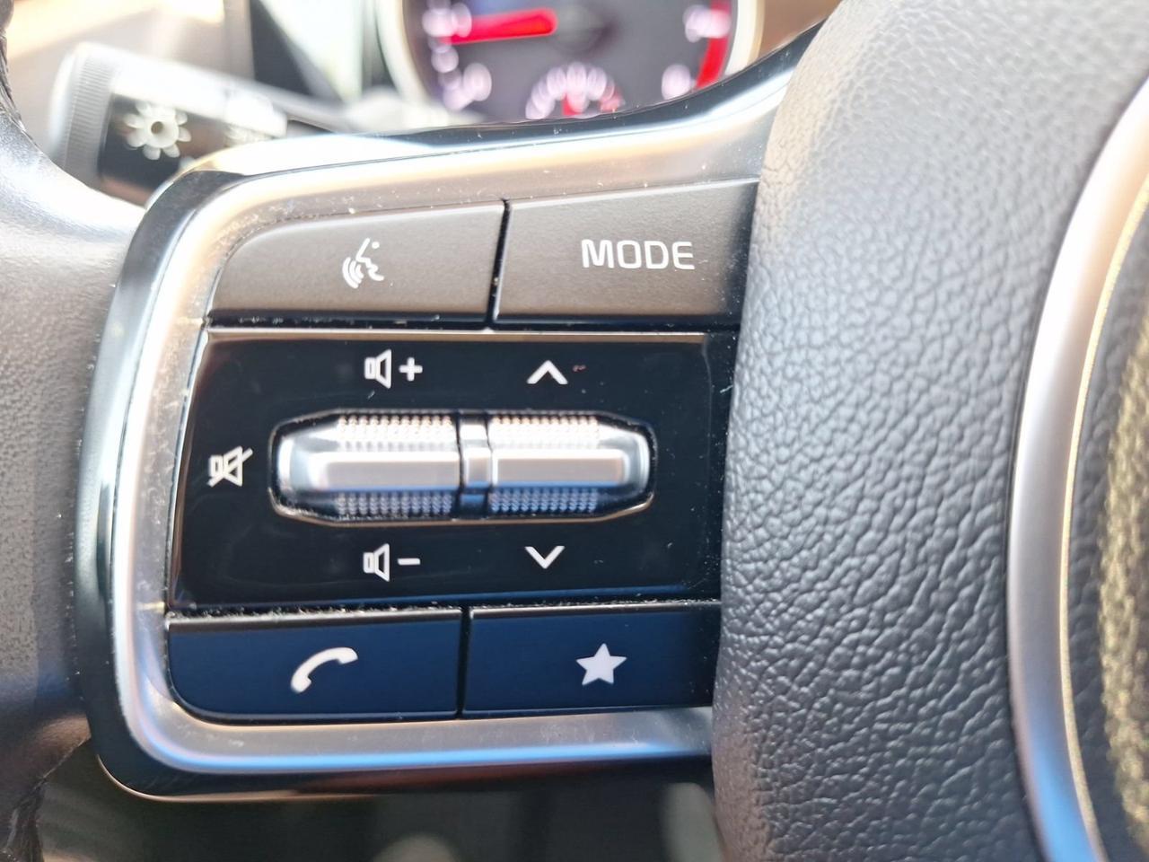 2022 Kia Carnival SX Hurst TX