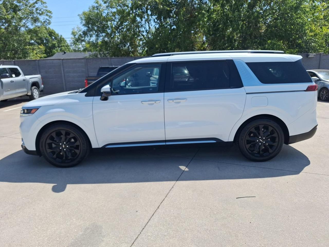 2022 Kia Carnival SX Hurst TX