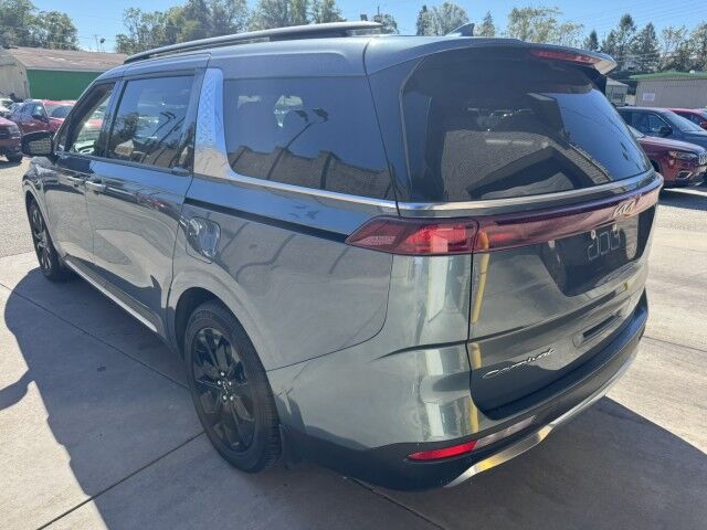 2022 Kia Carnival SX photo 4