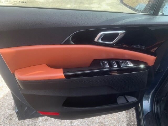 2022 Kia Carnival SX North Versailles PA