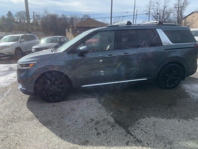 2022 Kia Carnival SX