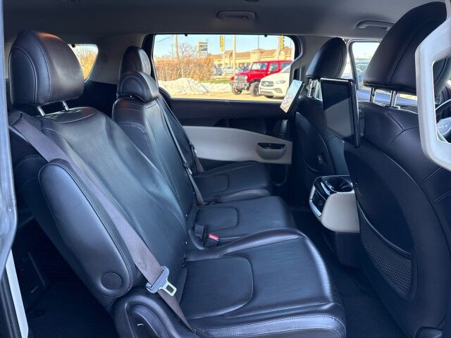 2022 Kia Carnival SX Springfield IL