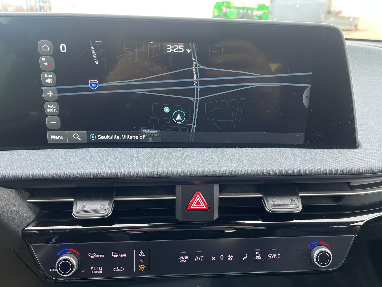 2022 Kia EV6 Wind AWD TechnologyPkg w/Nav HtdCldLthr HtdSteeringWheel SrrndVsn BlindSpotViewMonitor Saukville WI