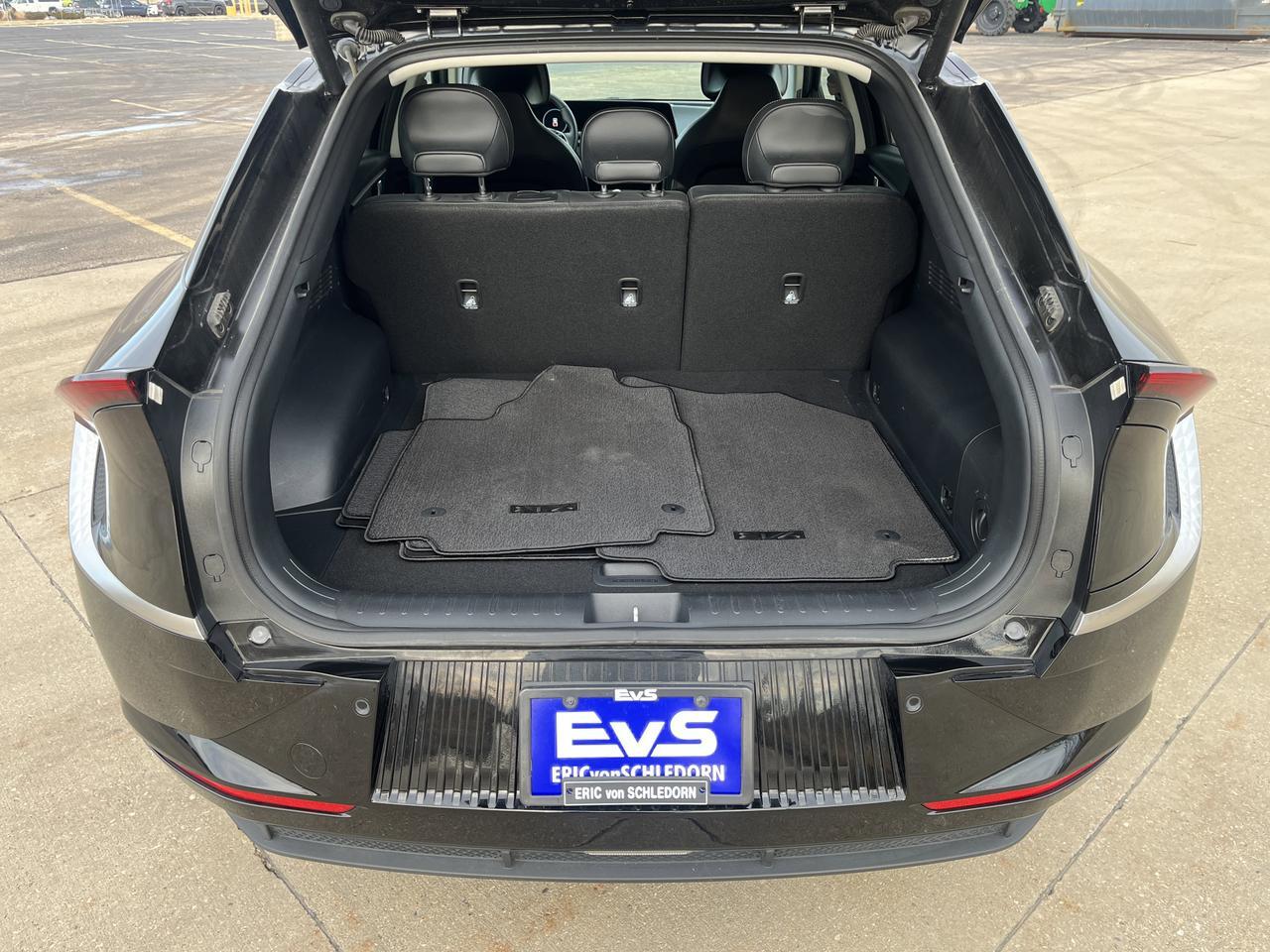 2022 Kia EV6 Wind AWD TechnologyPkg w/Nav HtdCldLthr HtdSteeringWheel SrrndVsn BlindSpotViewMonitor Saukville WI