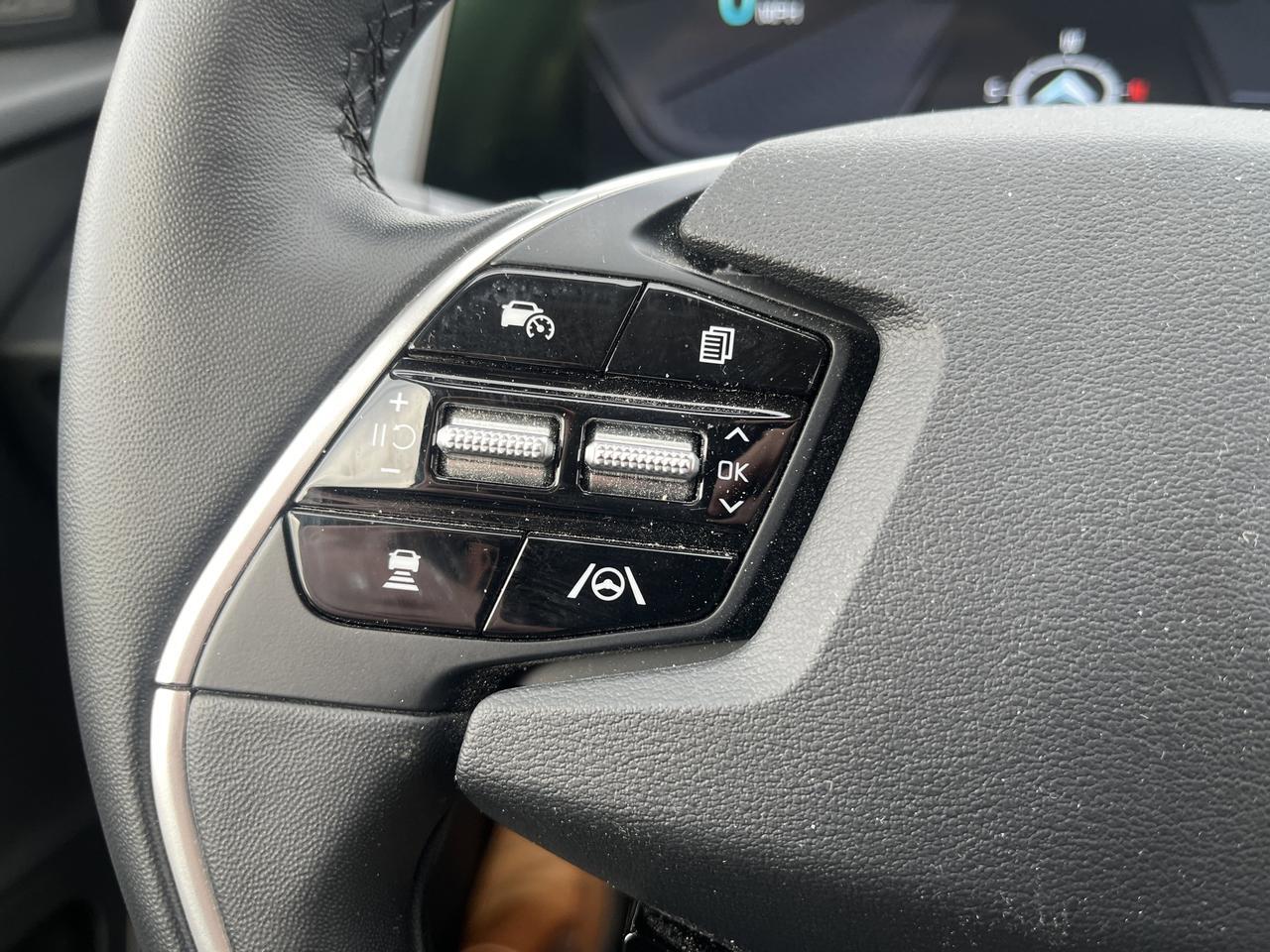 2022 Kia EV6 Wind AWD TechnologyPkg w/Nav HtdCldLthr HtdSteeringWheel SrrndVsn BlindSpotViewMonitor Saukville WI