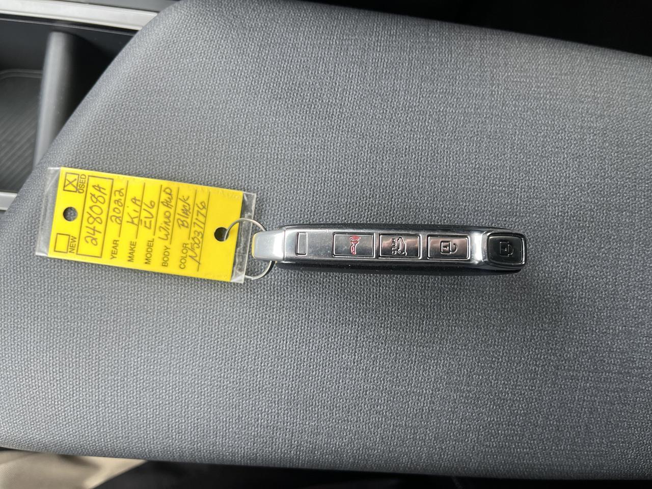 2022 Kia EV6 Wind AWD TechnologyPkg w/Nav HtdCldLthr HtdSteeringWheel SrrndVsn BlindSpotViewMonitor Saukville WI