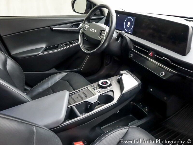 2022 Kia EV6 Wind PRICE INCLUDES $4000 IRS TAX CREDIT!! YOU MUST QUALIFY!! Willowbrook IL
