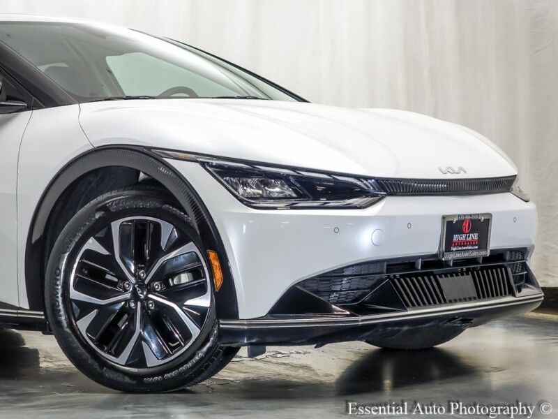 2022 Kia EV6 Wind PRICE INCLUDES $4000 IRS TAX CREDIT!! YOU MUST QUALIFY!! Willowbrook IL