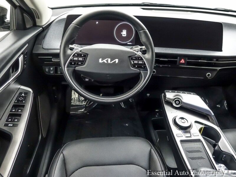 2022 Kia EV6 Wind PRICE INCLUDES $4000 IRS TAX CREDIT!! YOU MUST QUALIFY!! Willowbrook IL