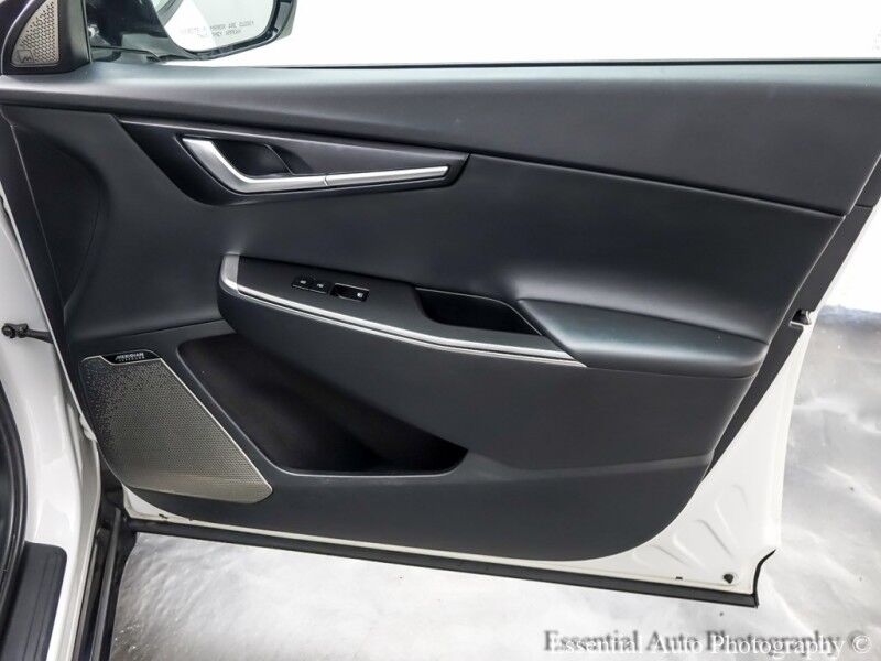 2022 Kia EV6 Wind PRICE INCLUDES $4000 IRS TAX CREDIT!! YOU MUST QUALIFY!! Willowbrook IL