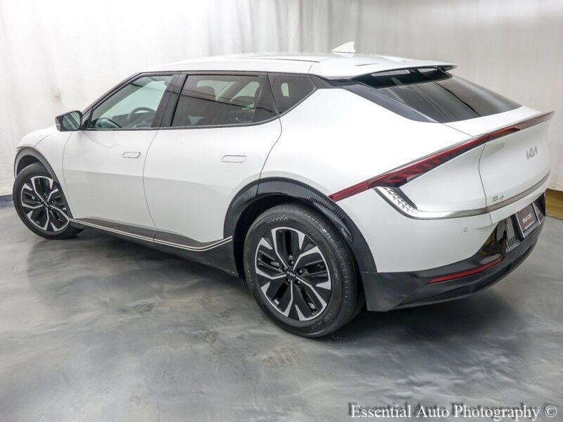 2022 Kia EV6 Wind PRICE INCLUDES $4000 IRS TAX CREDIT!! YOU MUST QUALIFY!! Willowbrook IL