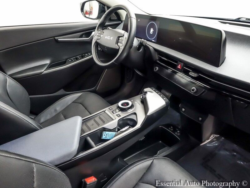 2022 Kia EV6 Wind PRICE INCLUDES $4000 IRS TAX CREDIT!! YOU MUST QUALIFY!! Willowbrook IL