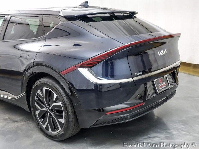 2022 Kia EV6 Wind PRICE INCLUDES $4000 IRS TAX CREDIT!! YOU MUST QUALIFY!! Willowbrook IL