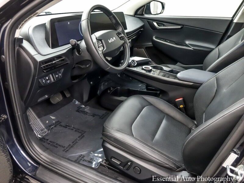 2022 Kia EV6 Wind PRICE INCLUDES $4000 IRS TAX CREDIT!! YOU MUST QUALIFY!! Willowbrook IL