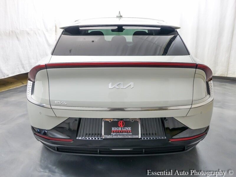 2022 Kia EV6 Wind PRICE INCLUDES $4000 IRS TAX CREDIT!! YOU MUST QUALIFY!! Willowbrook IL