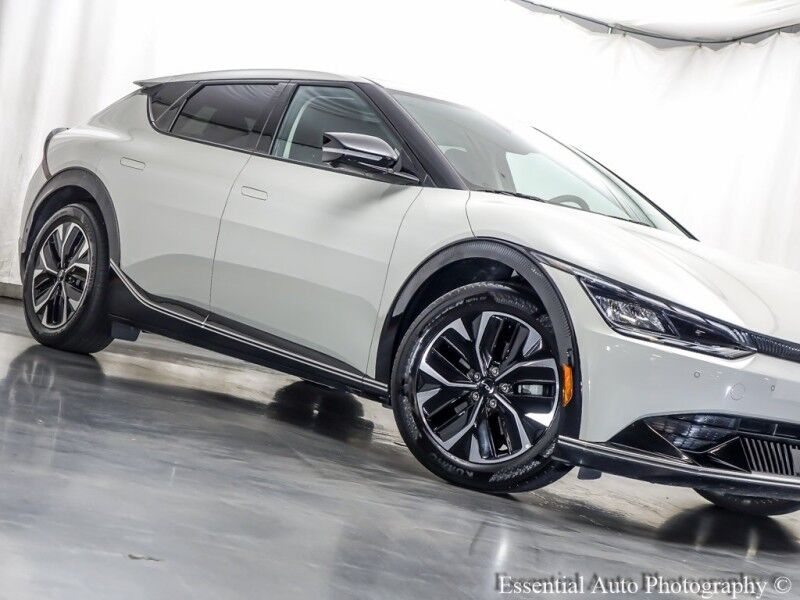 2022 Kia EV6 Wind PRICE INCLUDES $4000 IRS TAX CREDIT!! YOU MUST QUALIFY!! Willowbrook IL