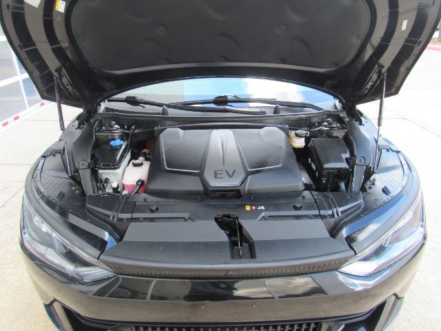 2022 Kia EV6 Wind Plano TX