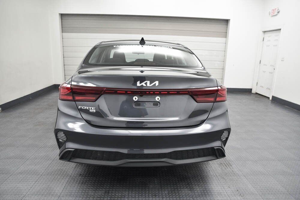 2022 Kia Forte FE Akron OH