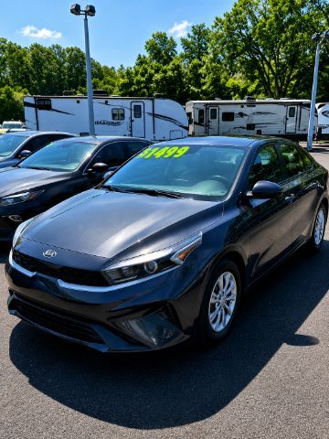 2022 Kia Forte FE