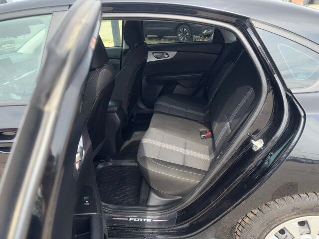 2022 Kia Forte LX Whitecourt AB
