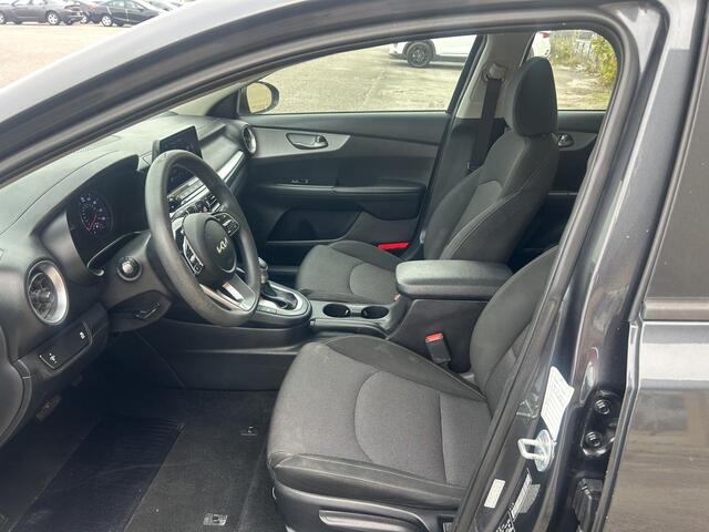 2022 Kia Forte LXS Meridian MS 2022 Kia Forte LXS Meridian MS