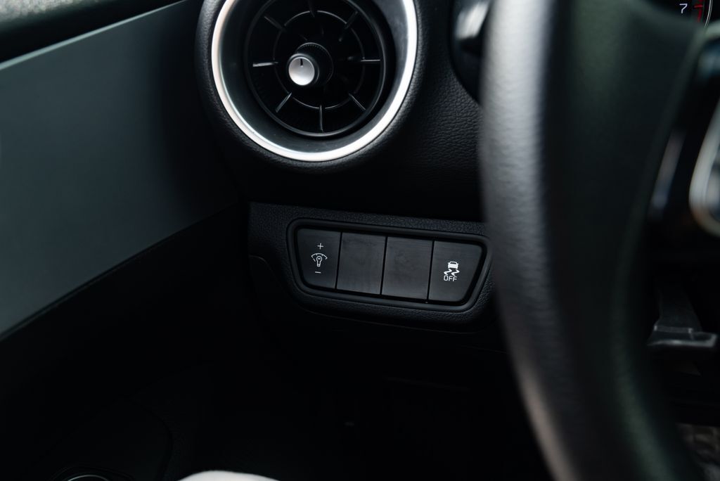 2022 Kia Forte LXS Milwaukie OR