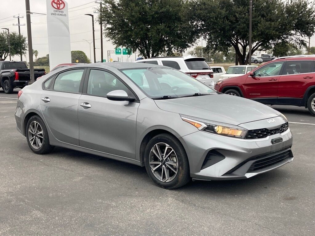 2022 Kia Forte LXS