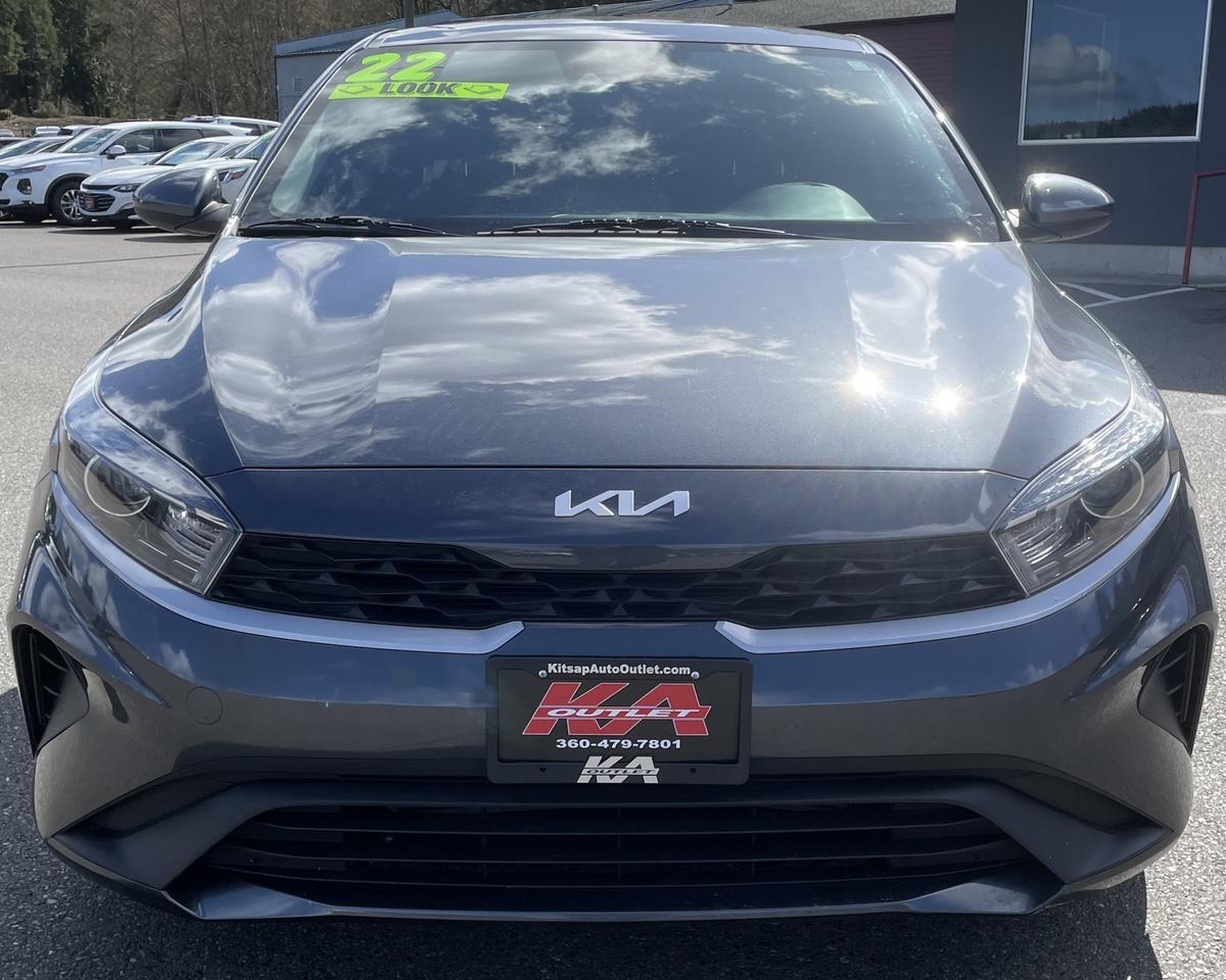 2022 Kia Forte LXS Sedan 4D