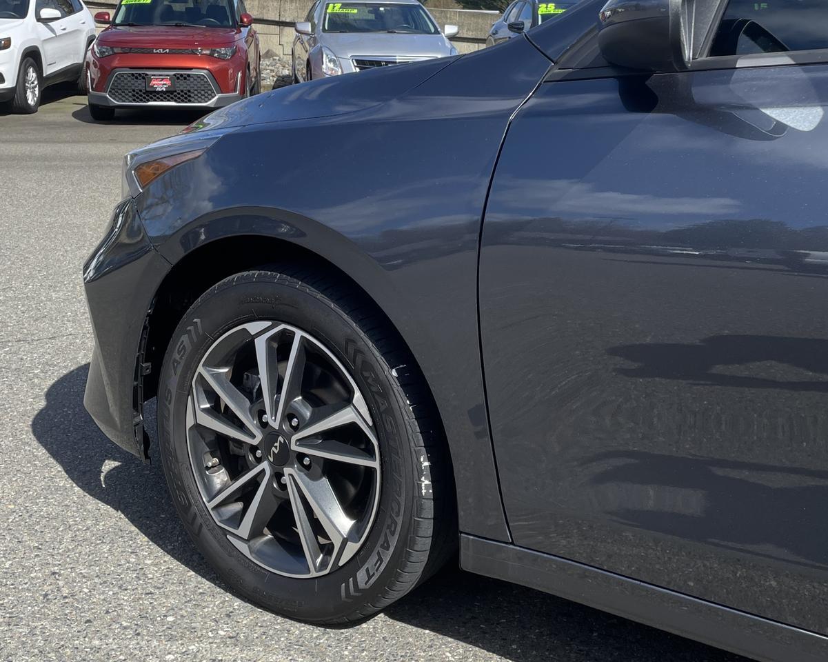 2022 Kia Forte LXS Sedan 4D