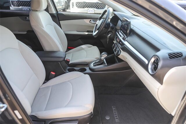 2022 Kia Forte LXS Glendale CA