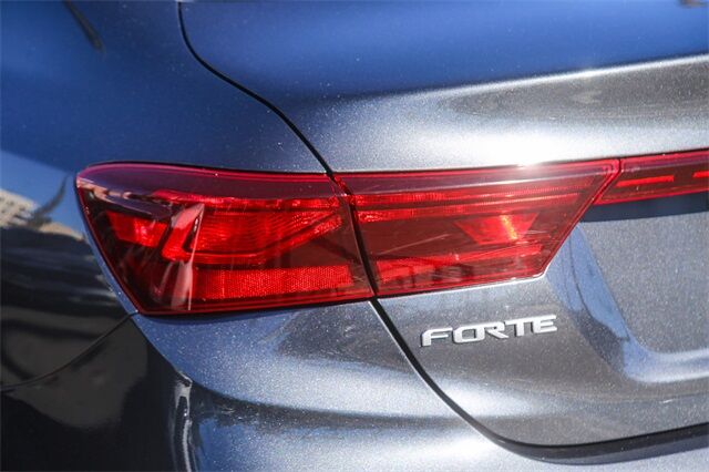 2022 Kia Forte LXS Glendale CA