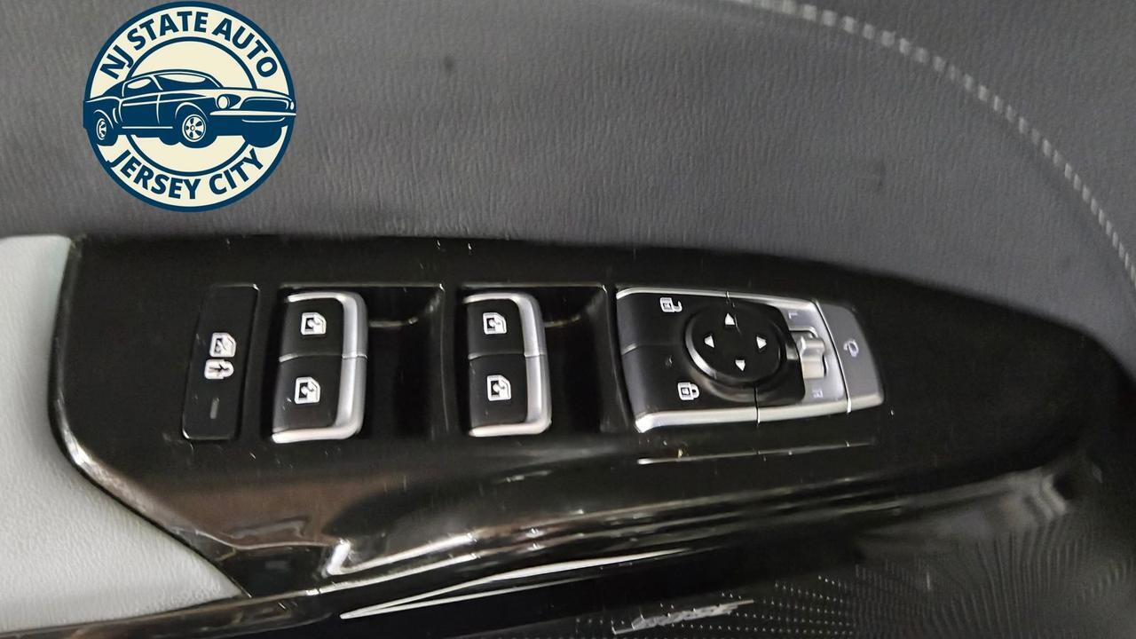 2022 Kia K5 EX - Photo 23