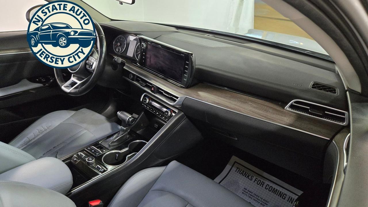 2022 Kia K5 EX - Photo 35