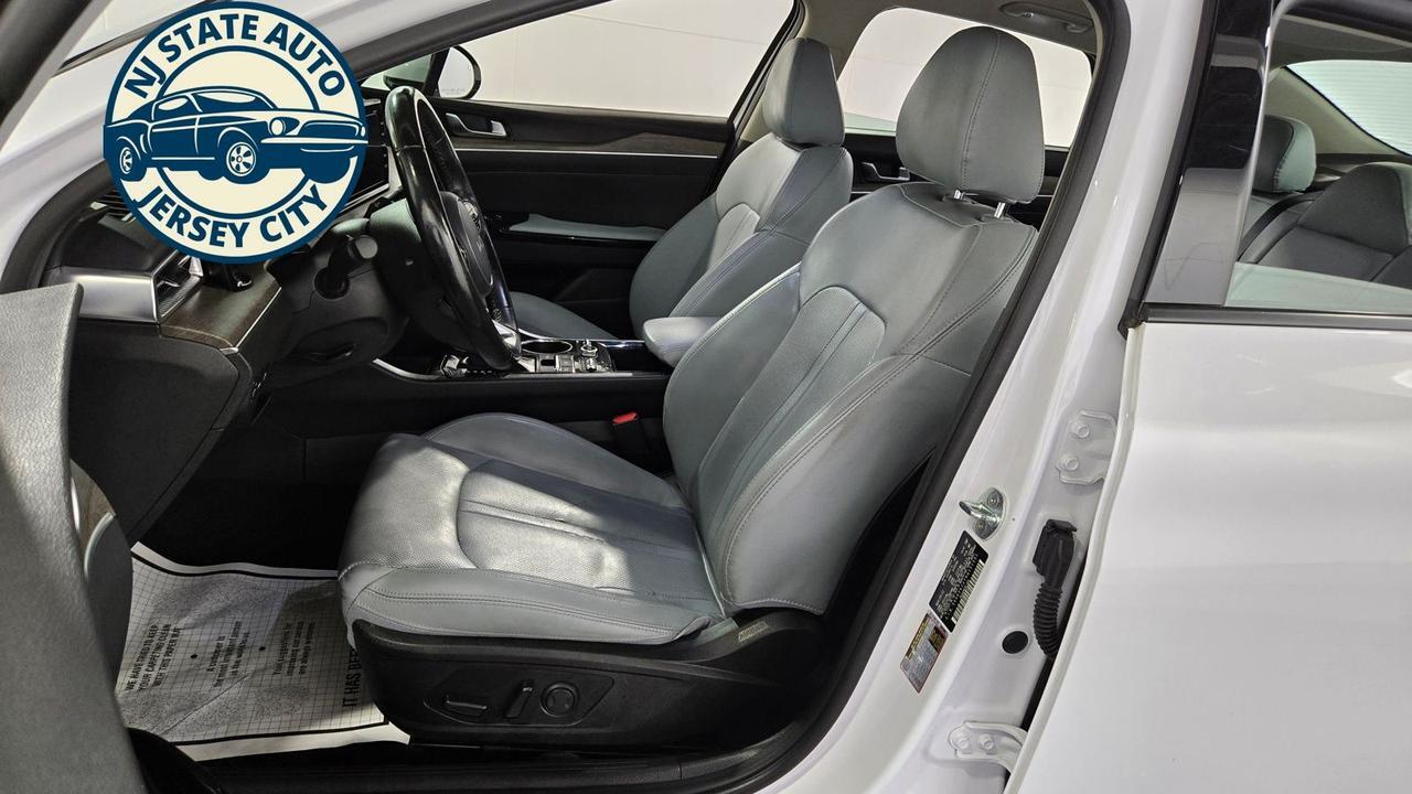 2022 Kia K5 EX - Photo 26