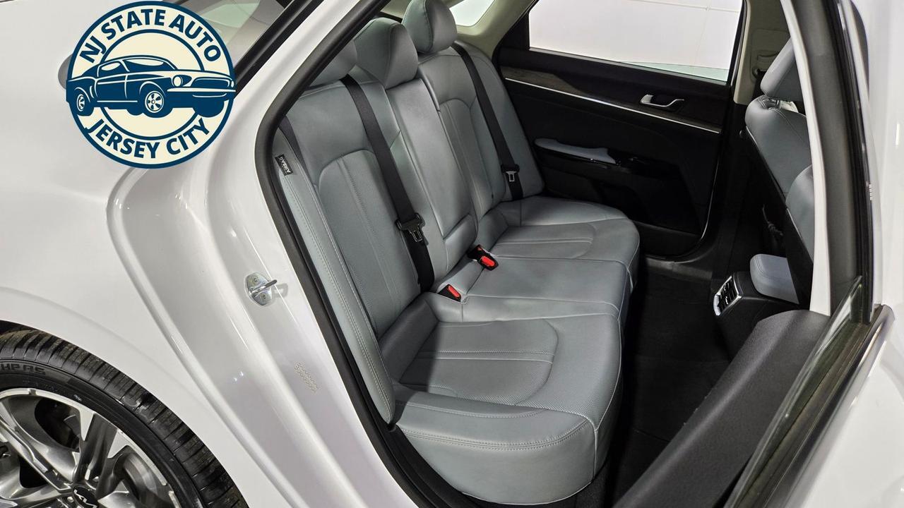 2022 Kia K5 EX - Photo 34