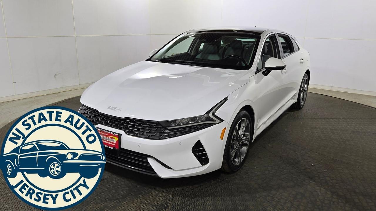 2022 Kia K5 EX