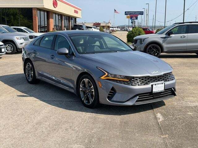 2022 Kia K5 EX