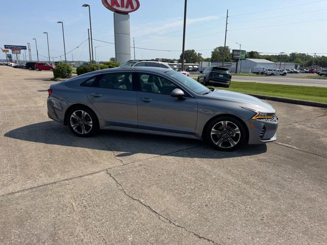 2022 Kia K5 EX
