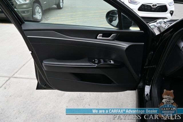 2022 Kia K5 GT-LINE / AWD / AutoStart / Power & Heated Leather Trimmed Seats / Navigation / Lane Departure & Blind Spot Alert / Apple CarPlay & Android Auto / Back Up Camera / Keyless Entry & Start / 33 MPG Anchorage AK