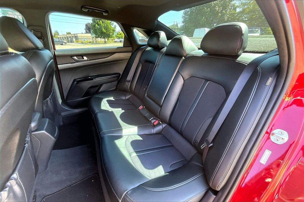 2022 Kia K5 GT-Line OR