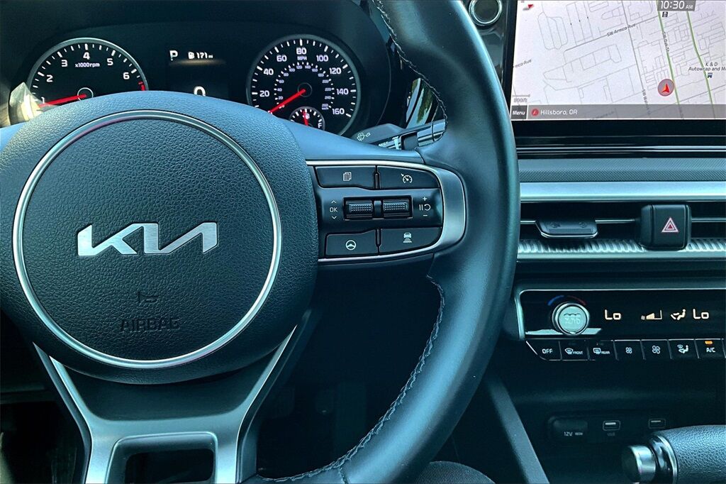2022 Kia K5 GT-Line OR