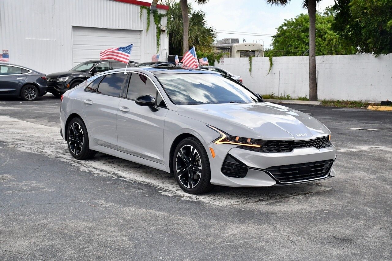 2022 Kia K5 GT-Line