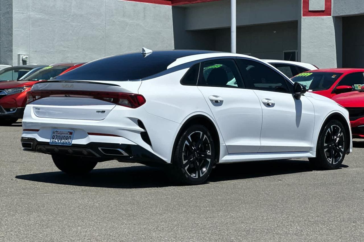 2022 Kia K5 GT-Line