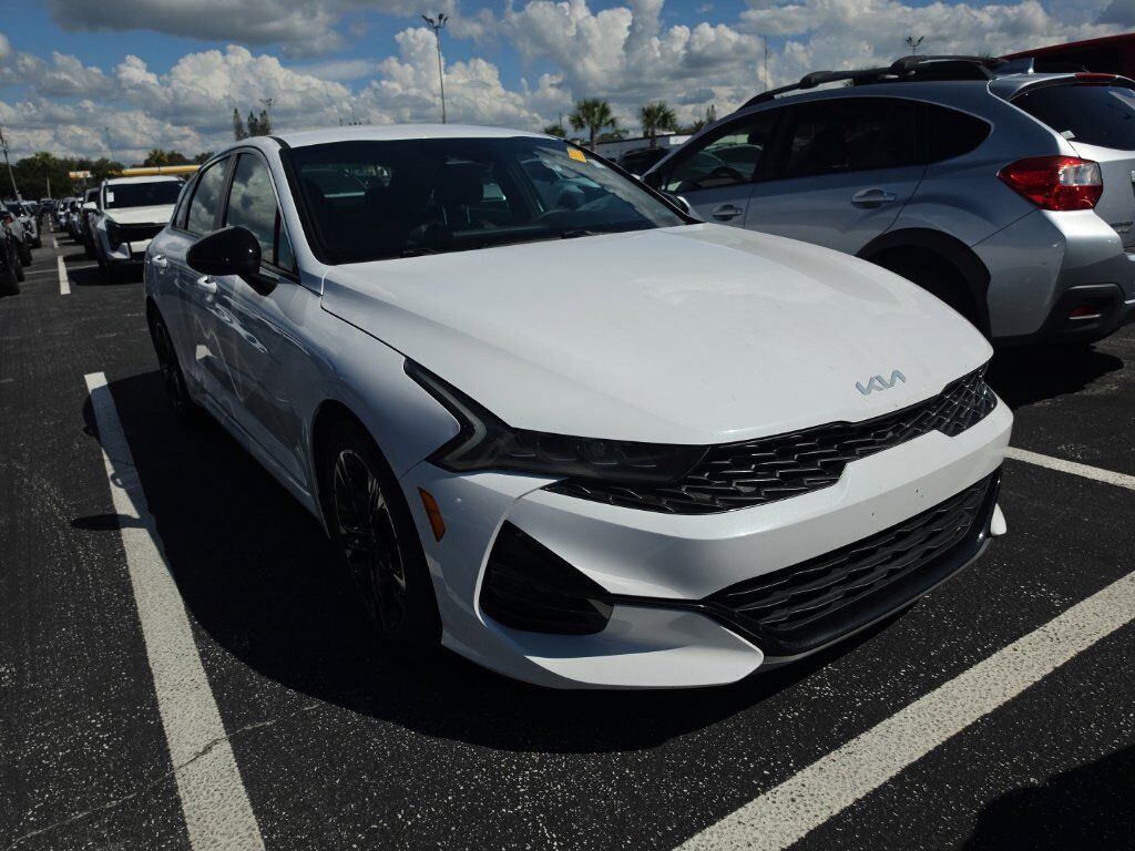 2022 Kia K5 GT-Line