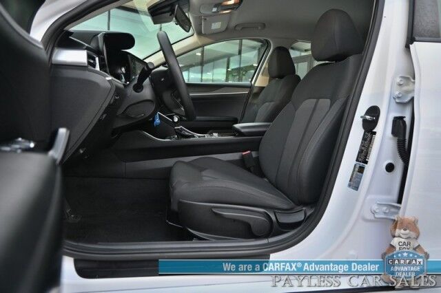 2022 Kia K5 LX / Auto Start / Lane Departure & Forward Collision Alert / Apple CarPlay & Android Auto / USB Input / Back Up Camera / Cruise Control / Air Conditioning / Keyless Entry & Start / Alloy Wheels / 38 MPG Anchorage AK