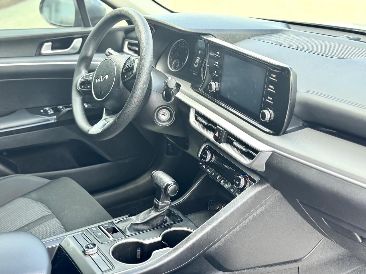 2022 Kia K5 LX Elmhurst IL