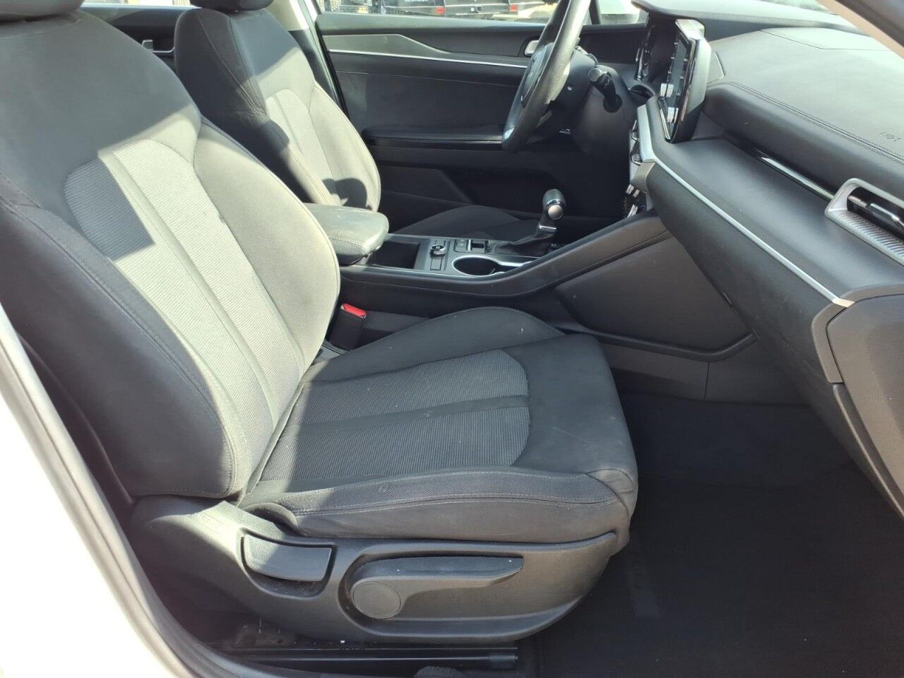 2022 Kia K5 LXS