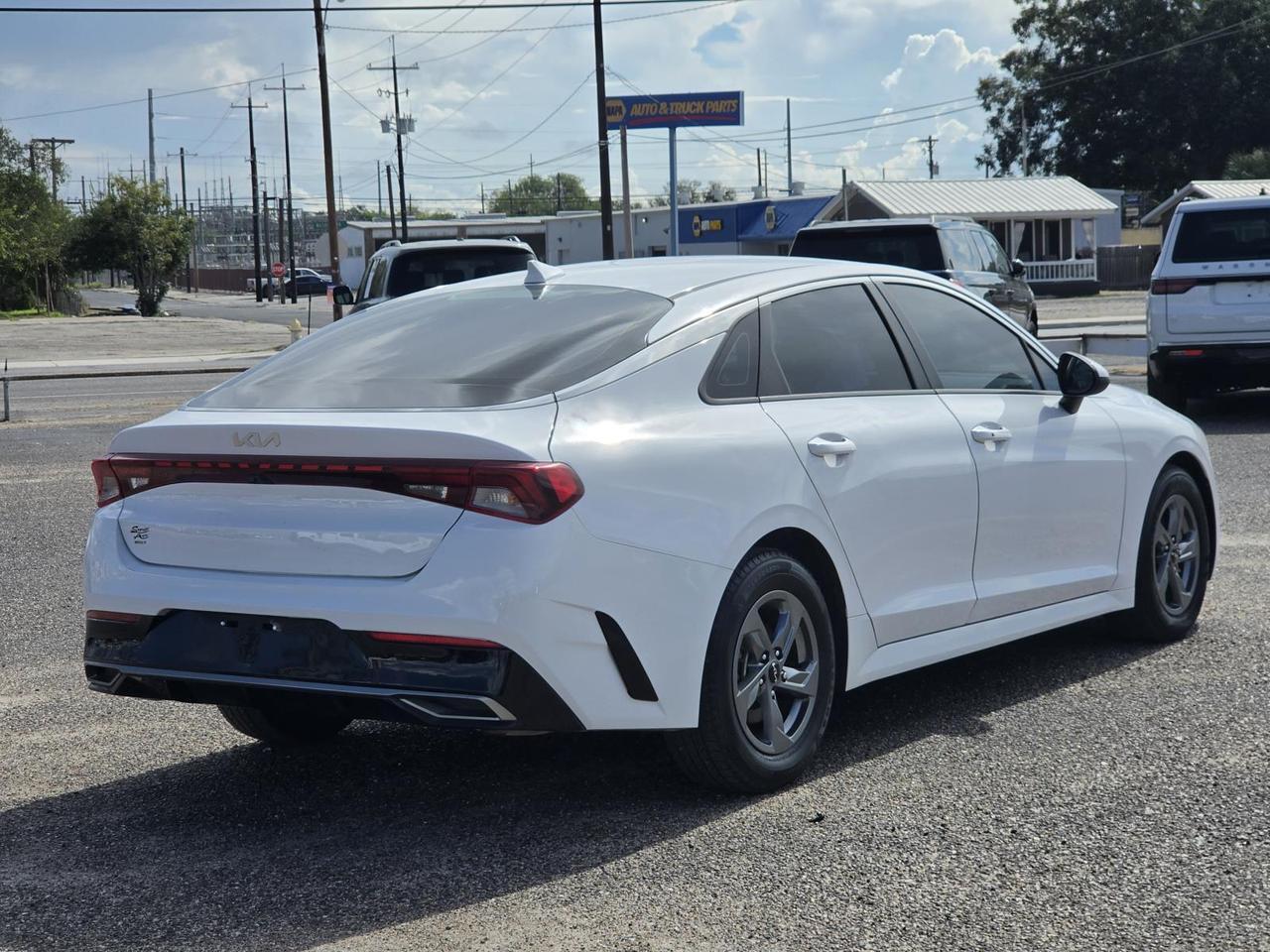 2022 Kia K5 LXS Auto FWD