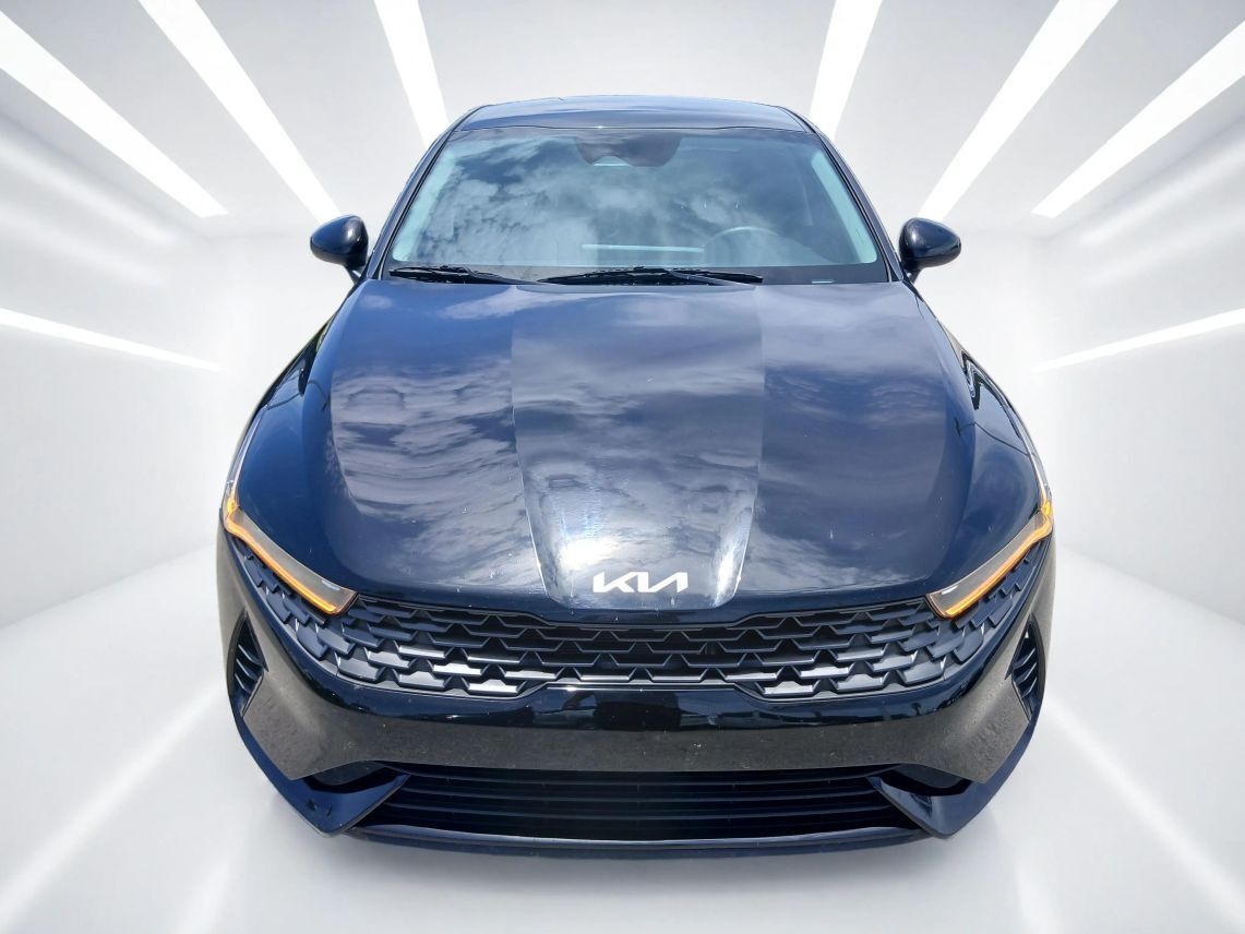 2022 Kia K5 LXS Sedan 4D