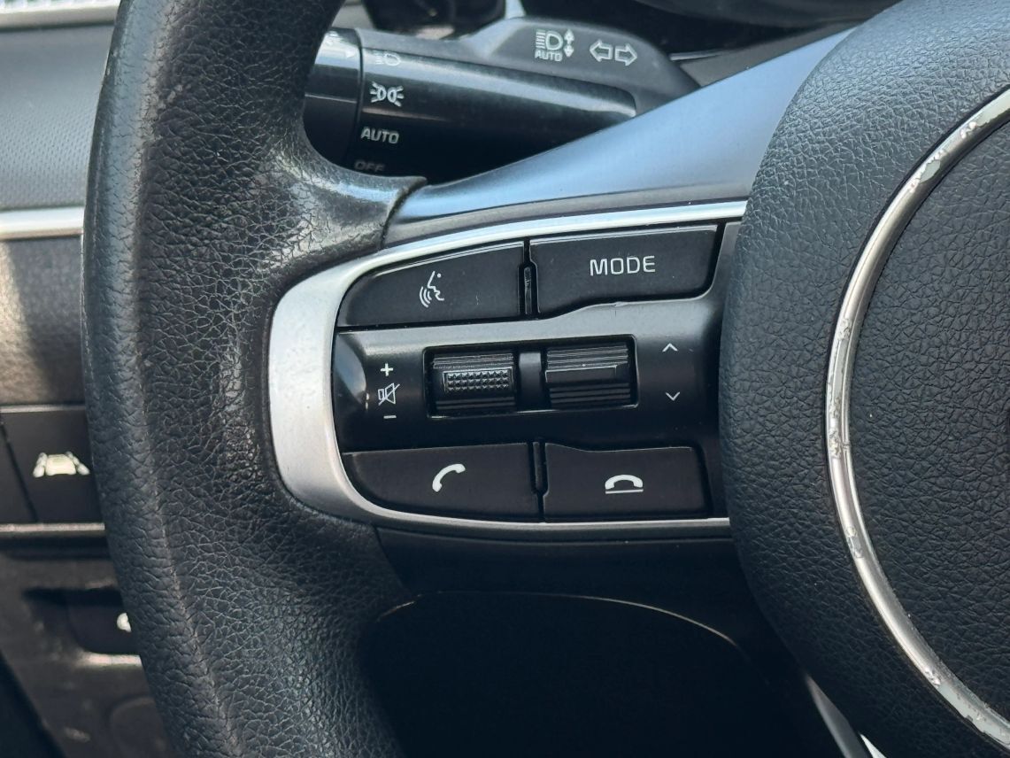 2022 Kia K5 LXS Sedan 4D